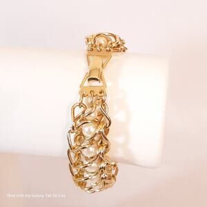 Caged Pearly Beaded Chain Bracelet Gold Tone Links Box Clasp
